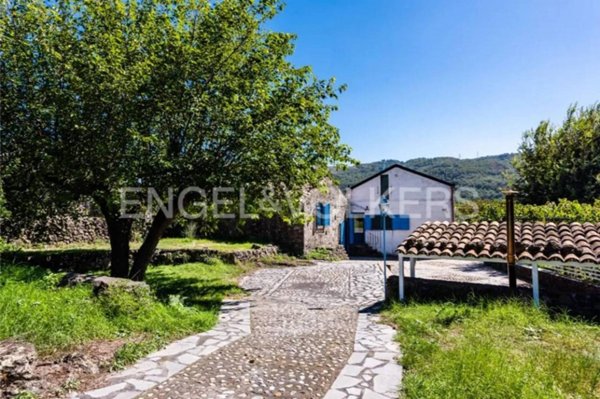 casa indipendente in vendita a Castiglione di Sicilia