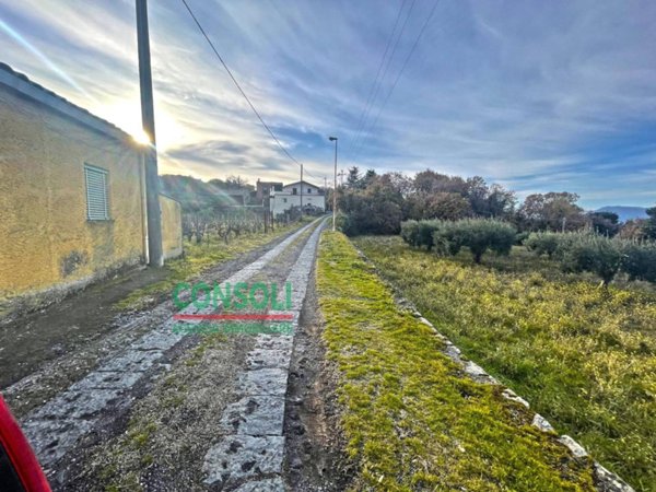 appartamento in vendita a Castiglione di Sicilia in zona Rovittello