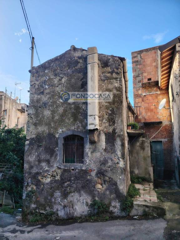 casa indipendente in vendita a Castiglione di Sicilia