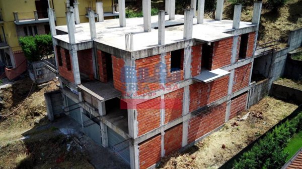 casa indipendente in vendita a Castiglione di Sicilia