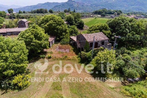 casa indipendente in vendita a Castiglione di Sicilia