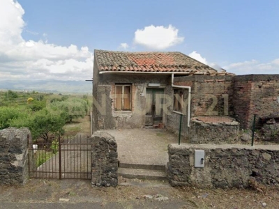 casa indipendente in vendita a Castiglione di Sicilia
