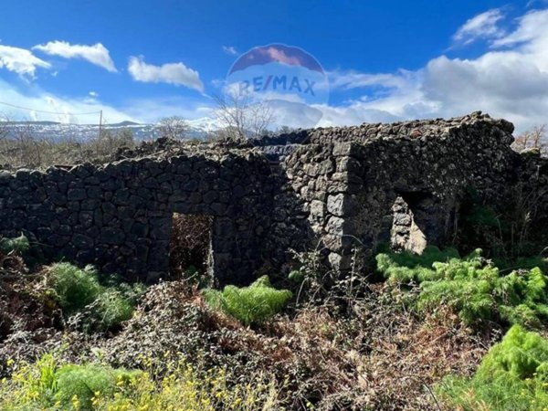 casa indipendente in vendita a Castiglione di Sicilia