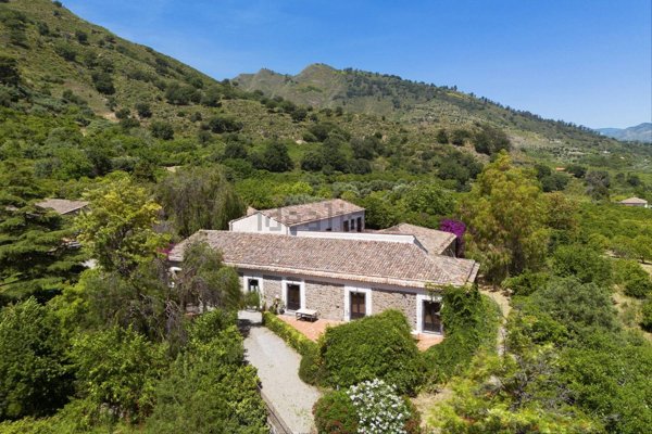 casale in vendita a Castiglione di Sicilia