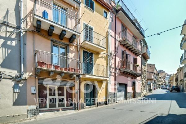 casa indipendente in vendita a Castiglione di Sicilia