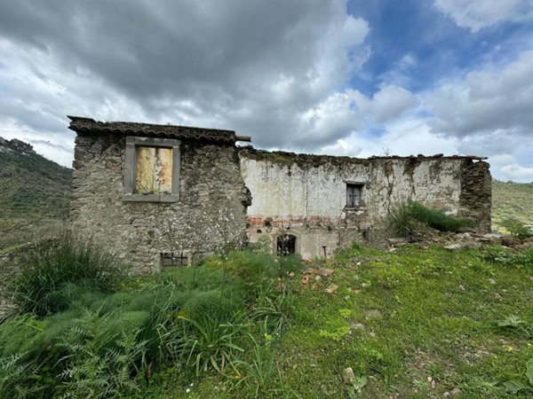 casa indipendente in vendita a Castiglione di Sicilia