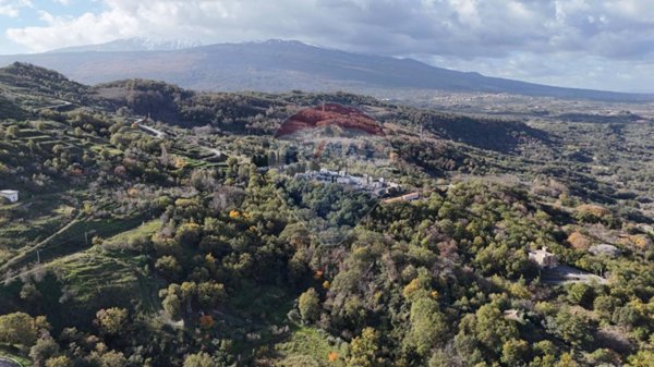 negozio in vendita a Castiglione di Sicilia