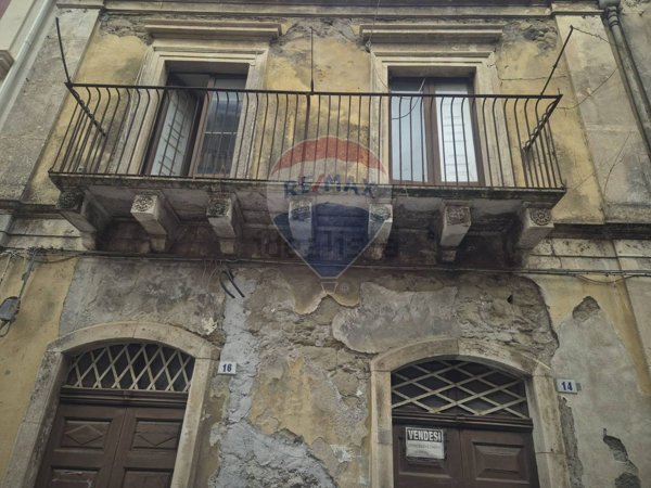 casa indipendente in vendita a Castiglione di Sicilia