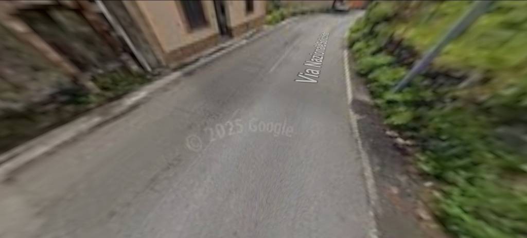 locale commerciale in vendita a Castiglione di Sicilia in zona Solicchiata