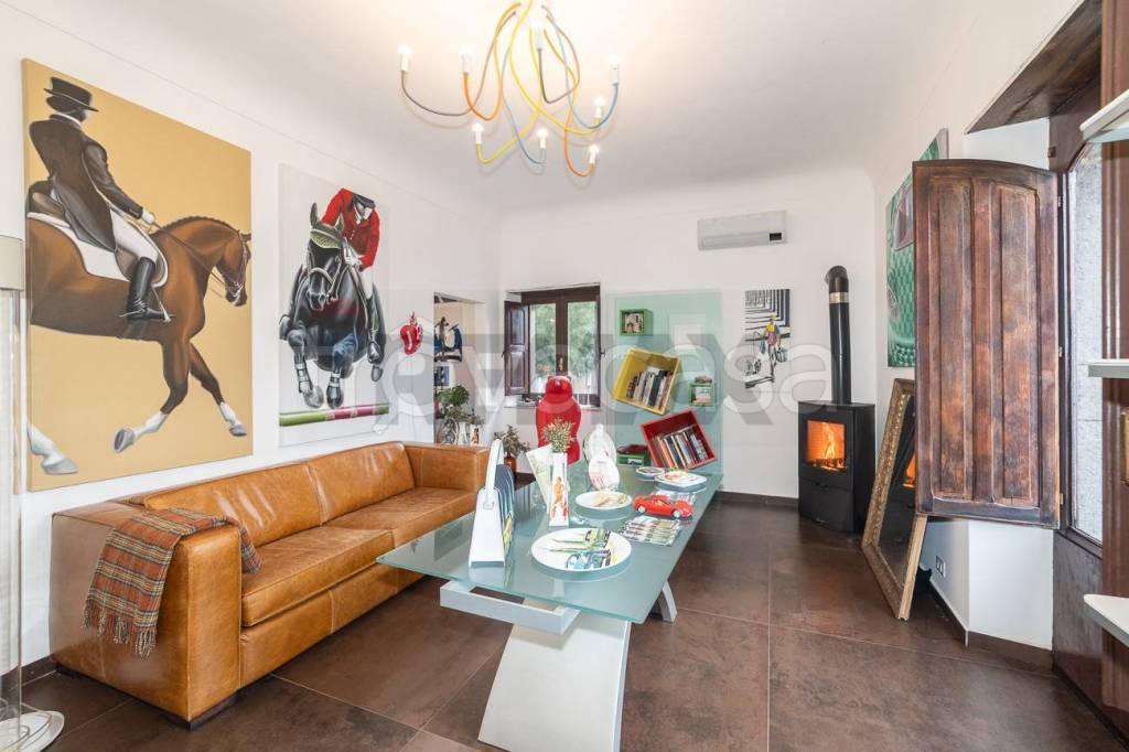 casa semindipendente in vendita a Castiglione di Sicilia in zona Passopisciaro