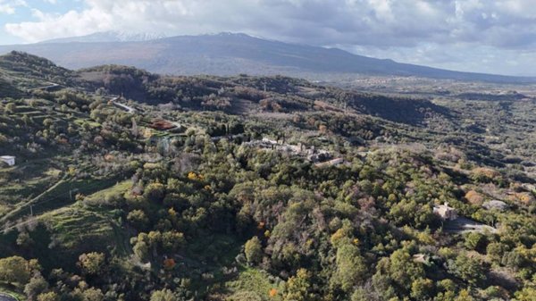 negozio in vendita a Castiglione di Sicilia