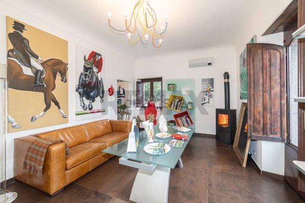 casa semindipendente in vendita a Castiglione di Sicilia in zona Passopisciaro