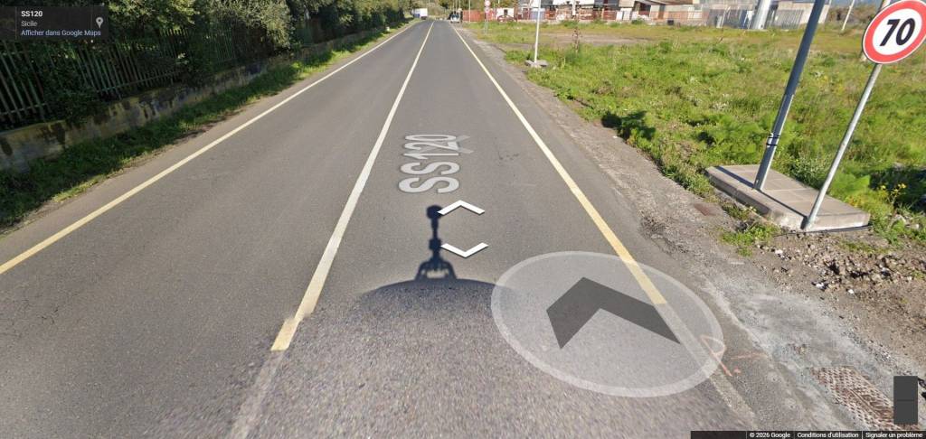 locale commerciale in vendita a Castiglione di Sicilia in zona Solicchiata