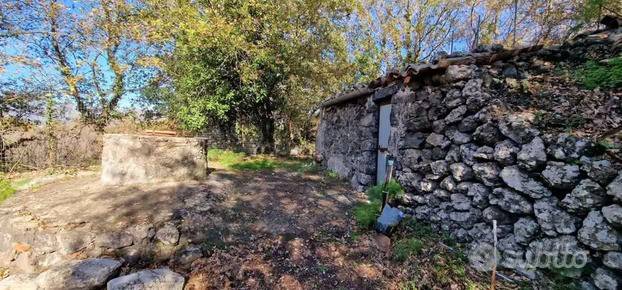 casale in vendita a Castiglione di Sicilia in zona Rovittello