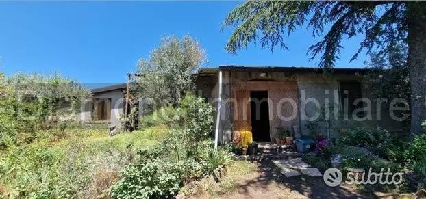 casa indipendente in vendita a Castiglione di Sicilia