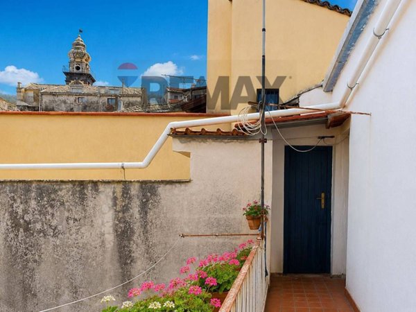 casa indipendente in vendita a Castiglione di Sicilia