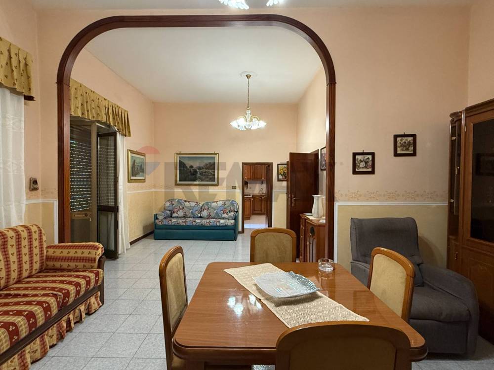 casa indipendente in vendita a Castiglione di Sicilia in zona Solicchiata