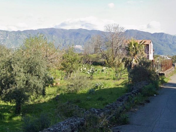 terreno agricolo in vendita a Castiglione di Sicilia in zona Solicchiata