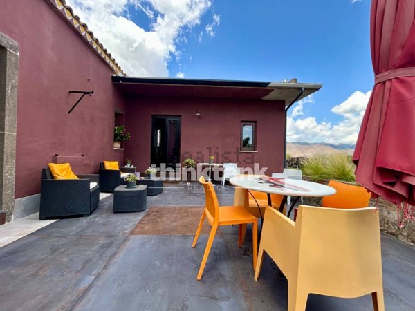 casale in vendita a Castiglione di Sicilia in zona Passopisciaro