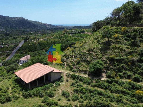 terreno in vendita a Castiglione di Sicilia