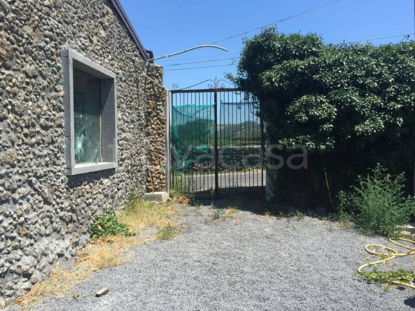 casa indipendente in vendita a Castiglione di Sicilia