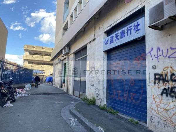 negozio in vendita a Catania