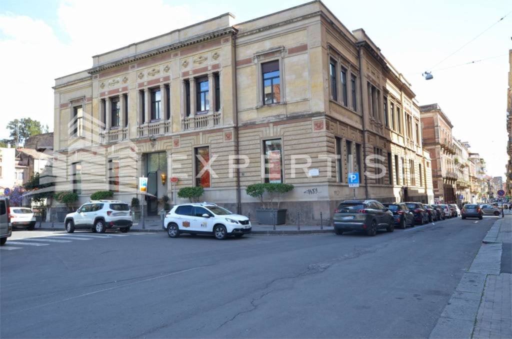 ufficio in vendita a Catania in zona Centro Storico