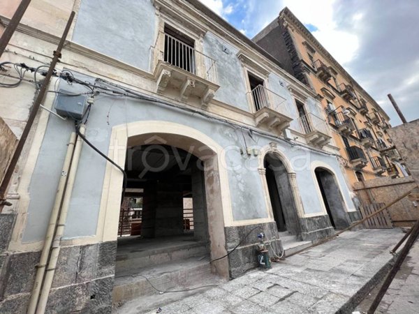 appartamento in vendita a Catania in zona Centro Storico