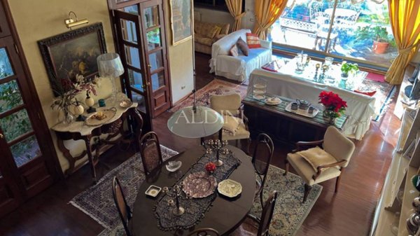 casa indipendente in vendita a Catania in zona Centro Storico