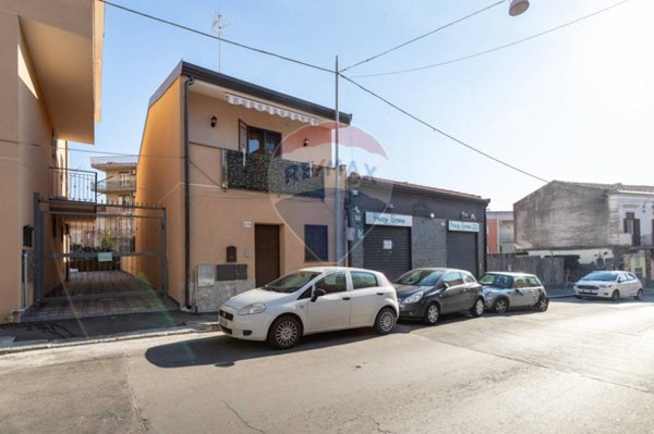 casa indipendente in vendita a Catania in zona Barriera del Bosco