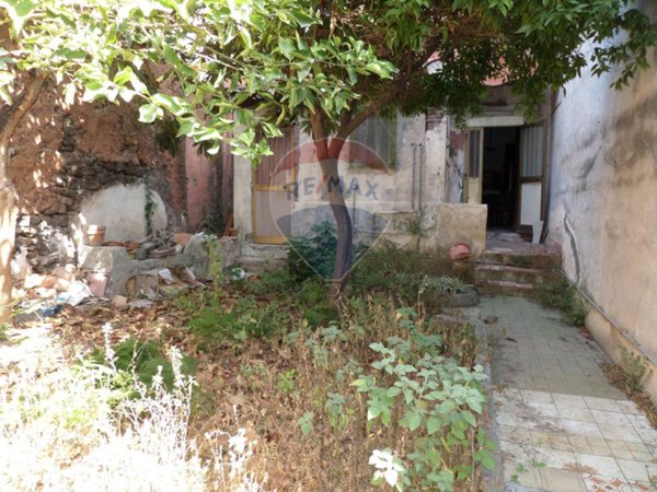 casa indipendente in vendita a Catania in zona Cibali