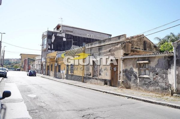 casa indipendente in vendita a Catania in zona San Leone