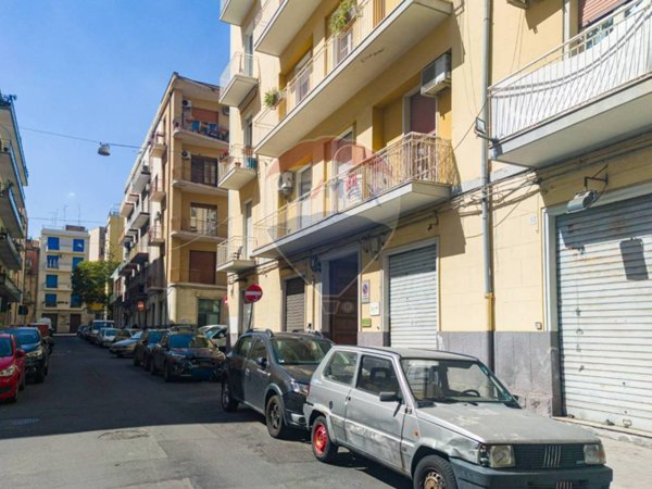 locale commerciale in vendita a Catania in zona Picanello