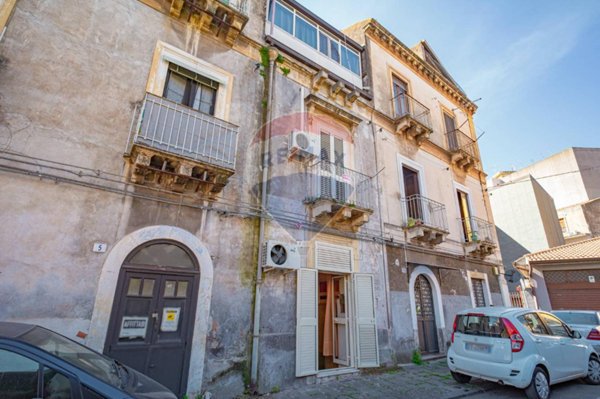 casa indipendente in vendita a Catania