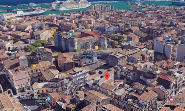 casa indipendente in vendita a Catania in zona Centro Storico