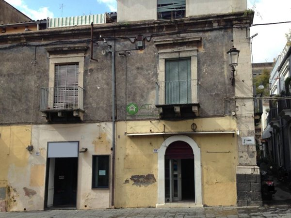 negozio in vendita a Catania in zona Centro Storico