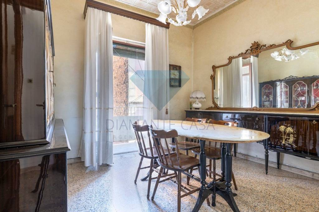 appartamento in vendita a Catania in zona Plaia
