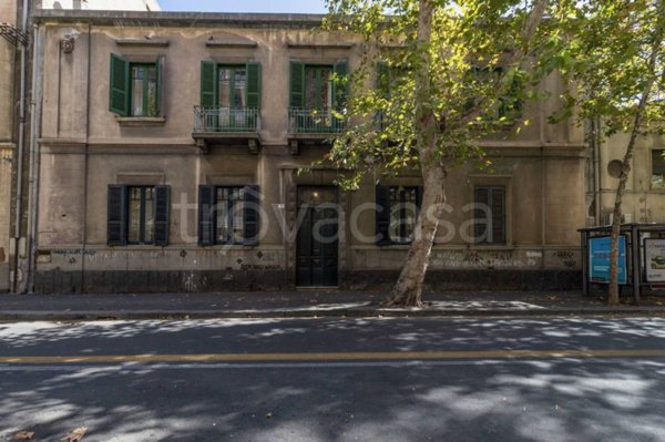 casa indipendente in vendita a Catania