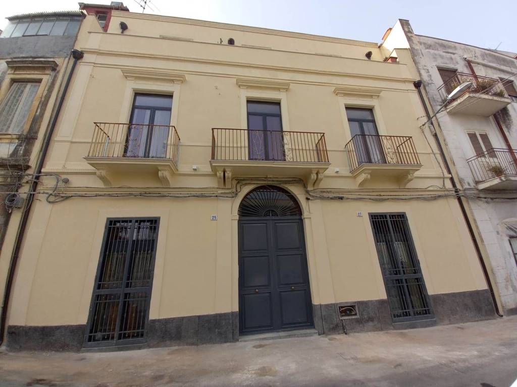 appartamento in vendita a Catania in zona Centro Storico