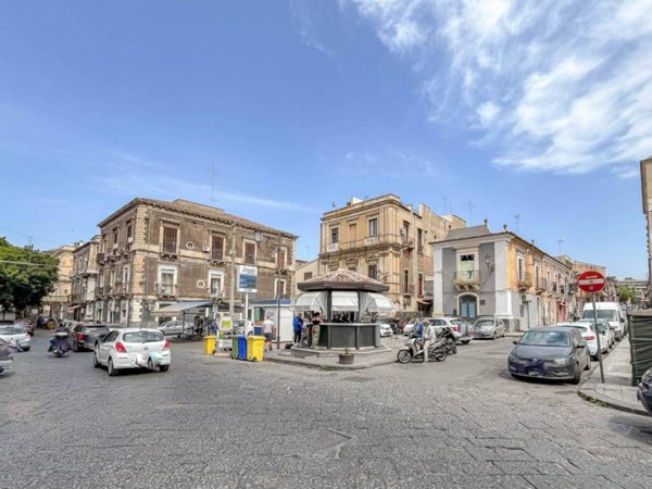 appartamento in vendita a Catania in zona Centro Storico