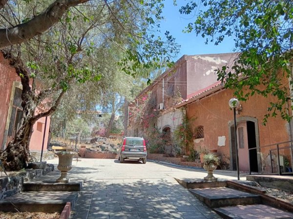 appartamento in vendita a Catania in zona Cibali