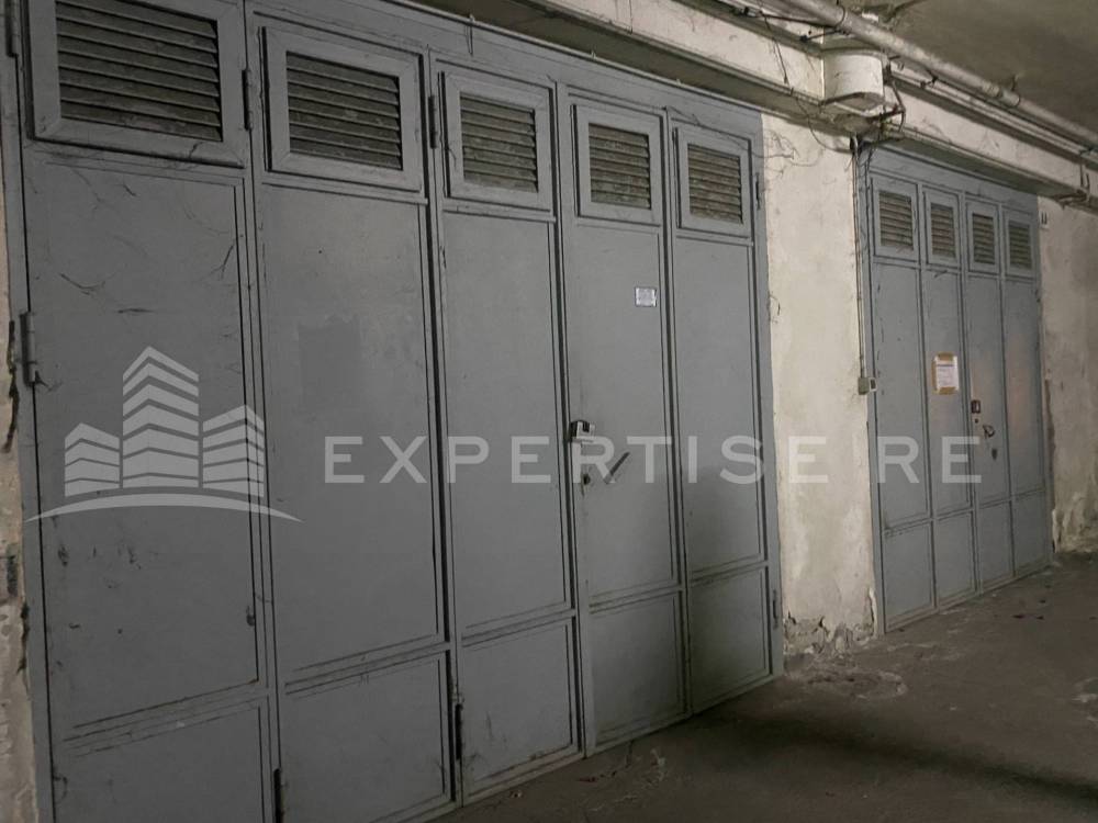 locale commerciale in vendita a Catania