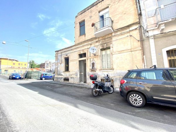 appartamento in vendita a Catania in zona Picanello