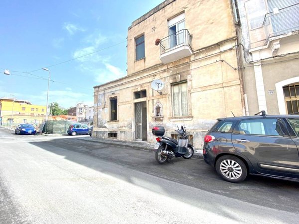 appartamento in vendita a Catania in zona Picanello