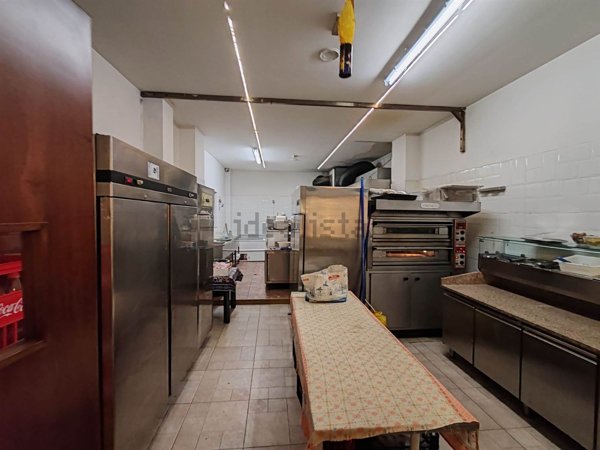 locale commerciale in vendita a Catania