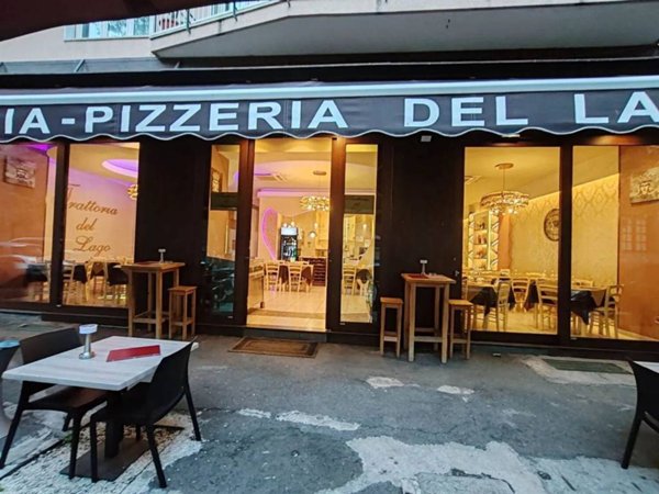 locale commerciale in vendita a Catania