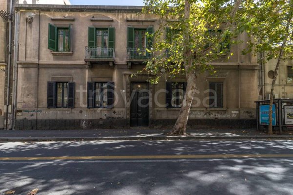 casa indipendente in vendita a Catania