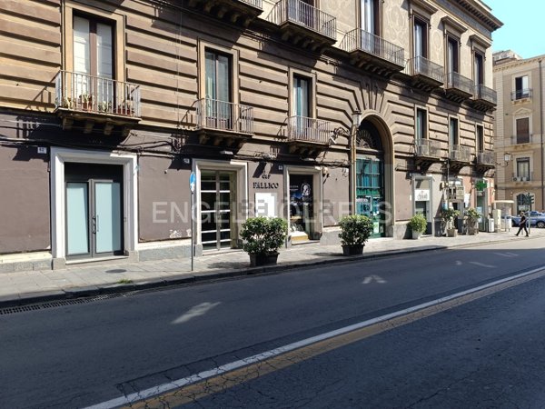 locale di sgombero in vendita a Catania in zona Centro Storico