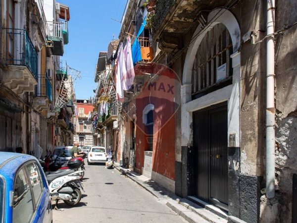 appartamento in vendita a Catania in zona Centro Storico