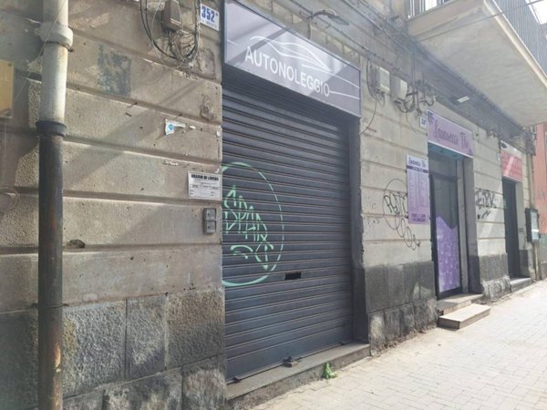 negozio in vendita a Catania